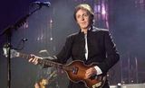 Paul McCartney si U2 nominalizati la Globurile de Aur