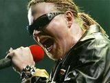 Motley Crue si Guns N Roses au cele mai bine vandute concerte ale inceputului de an