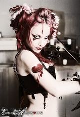 Emilie Autumn: Urmarotul album va fi mai infricosator, mai violent