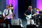 Poze si filmari cu Eric Clapton in concert la Bucuresti