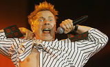 John Lydon s-a certat cu trupa pe scena la festival