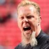 Solistul Metallica a facut un cadou metalistilor irakieni
