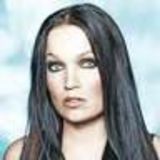 Tarja canta o piesa Nightwish