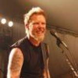 Metallica lanseaza o carte cu fotografii din concerte