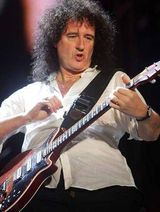 Brian May va participa la inaugurarea monumentului Freddie Mercury