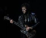 Tony Iommi se simte bine in urma tratamentului cu celule stem