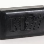 Kiss au lansat un model de sapun oficial