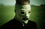 Corey Taylor a lansat un nou videoclip: X-Mas