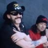 Lemmy si Jimmy Page nu stiu sa foloseasca     mobilul