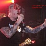 Phil Anselmo sangereaza pentru metal (video)