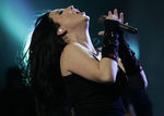 Evanescence au filmat un nou videoclip