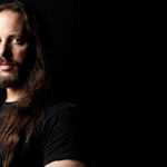 John Petrucci a cantat alaturi de Judas Priestess, formatia tribut Judas Priest.