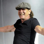 Brian Johnson (AC/DC) a declarat ca nu va renunta la cantat