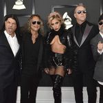 Viralul zilei: Fanii din Romania au reparat momentul Metallica de la Grammy