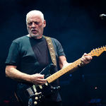 David Gilmour scoate peste 100 de chitare la licitatie