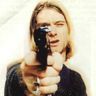 Poze Poze Kurt Cobain - He swore he didn't have a gun