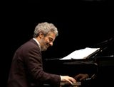 Nicola Piovani aduce muzica de Oscar la Bucuresti!