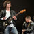 Arctic Monkeys se inspira de la The Strokes pentru setlisturi Arctic Monkeys se inspira de la The Strokes pentru setlisturi