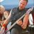 Basistul Pearl Jam a fost atacat si jefuit (video) Basistul Pearl Jam a fost atacat si jefuit (video)
