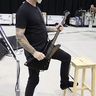 Poze Poze Metallica - James cu Gibson Explorer