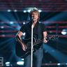 Poze Poze Bon Jovi - jon