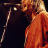 Poze Poze Nirvana - kurt singing his guts out